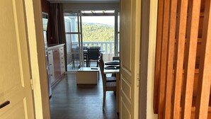 Uklassifisert bilde, 4 av 15, knapp