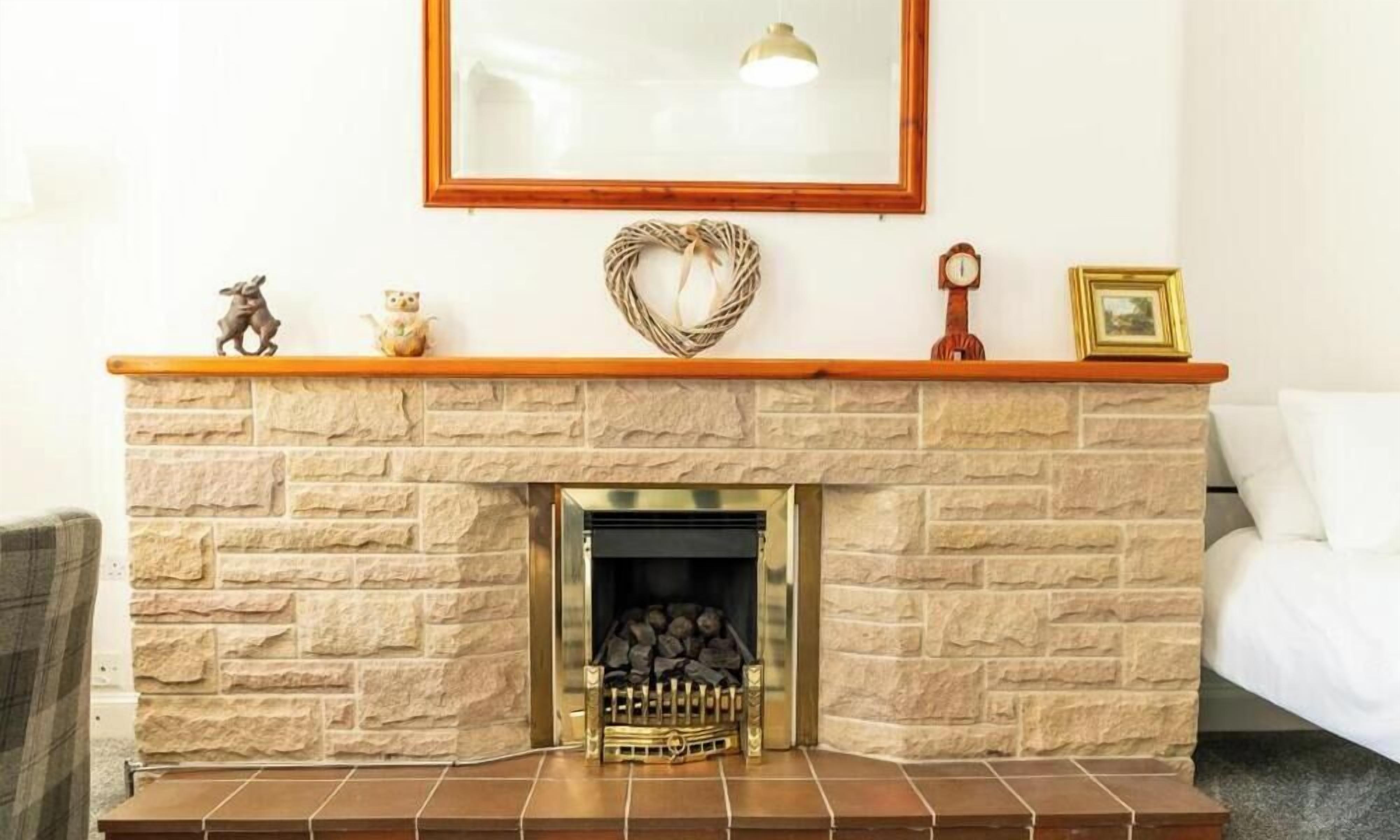 Innenbereich. Cottage Escape with free parking - 10 mins to St Andrews I 5 mins to Dundee