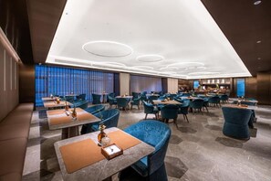 Dining - Crystal Hotel Qingdao Mall of Splendors (QINGDAO)