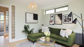 Apartment | Living area