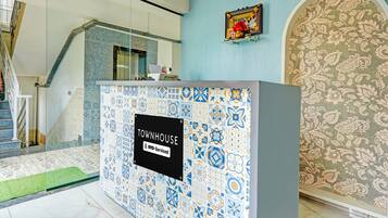House | Reception