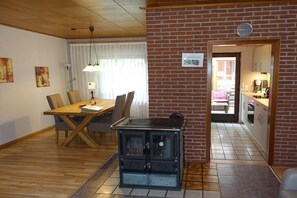 Dining - Holiday home "Rita Romag" (Feusdorf)