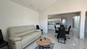 Double Room (Double Room (7,8,9)) | Living room