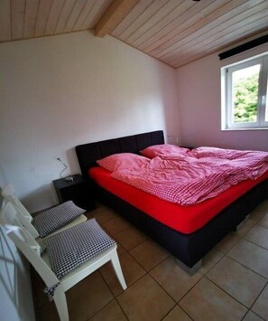 Wifi gratis y ropa de cama 