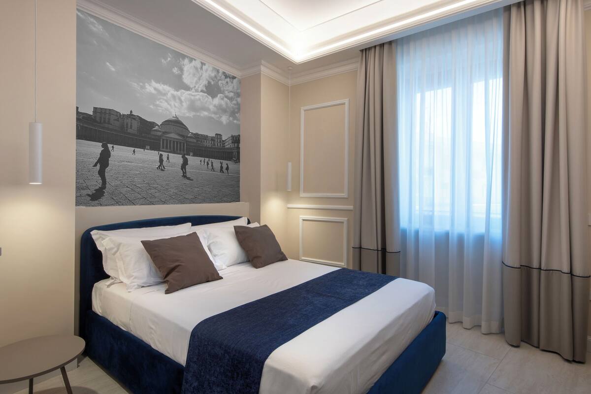 Chambre Double Luxe, vue ville | Literie de qualité supérieure, couette en duvet d'oie, surmatelas