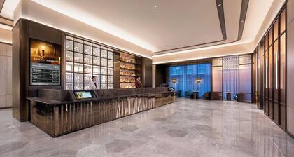 Crystal Hotel Qingdao Taidong St.