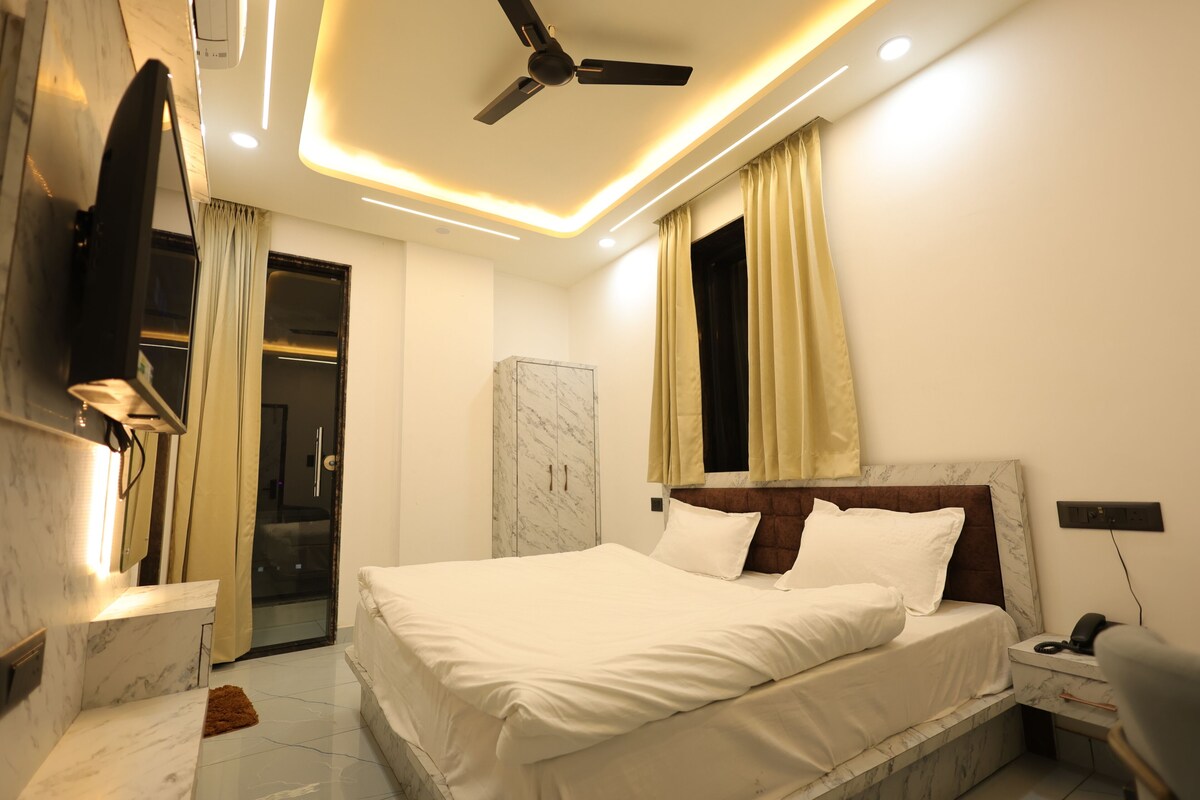 Kamar Double Deluks | Wi-Fi gratis dan seprai linen