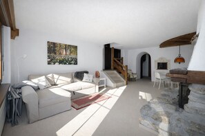 Living area - 3½-room apartment directly on the ski slope (Lenzerheide/Lai)