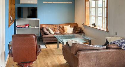 Lovely home in Harboøre with WiFi