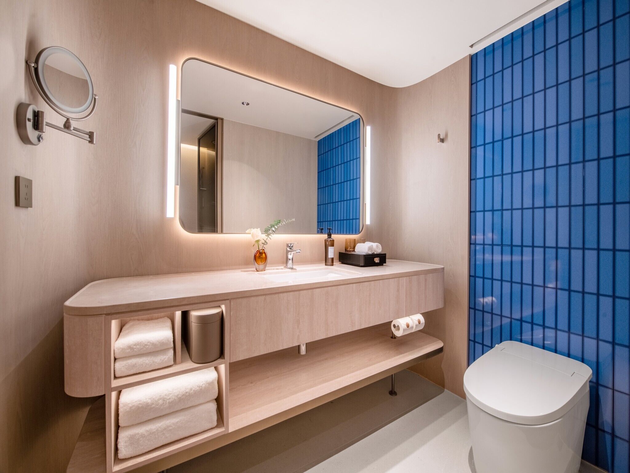 Premium bedding, memory foam beds, free minibar, desk