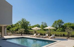 A heated pool - Stunning home in Snasici with sauna (Snasici)