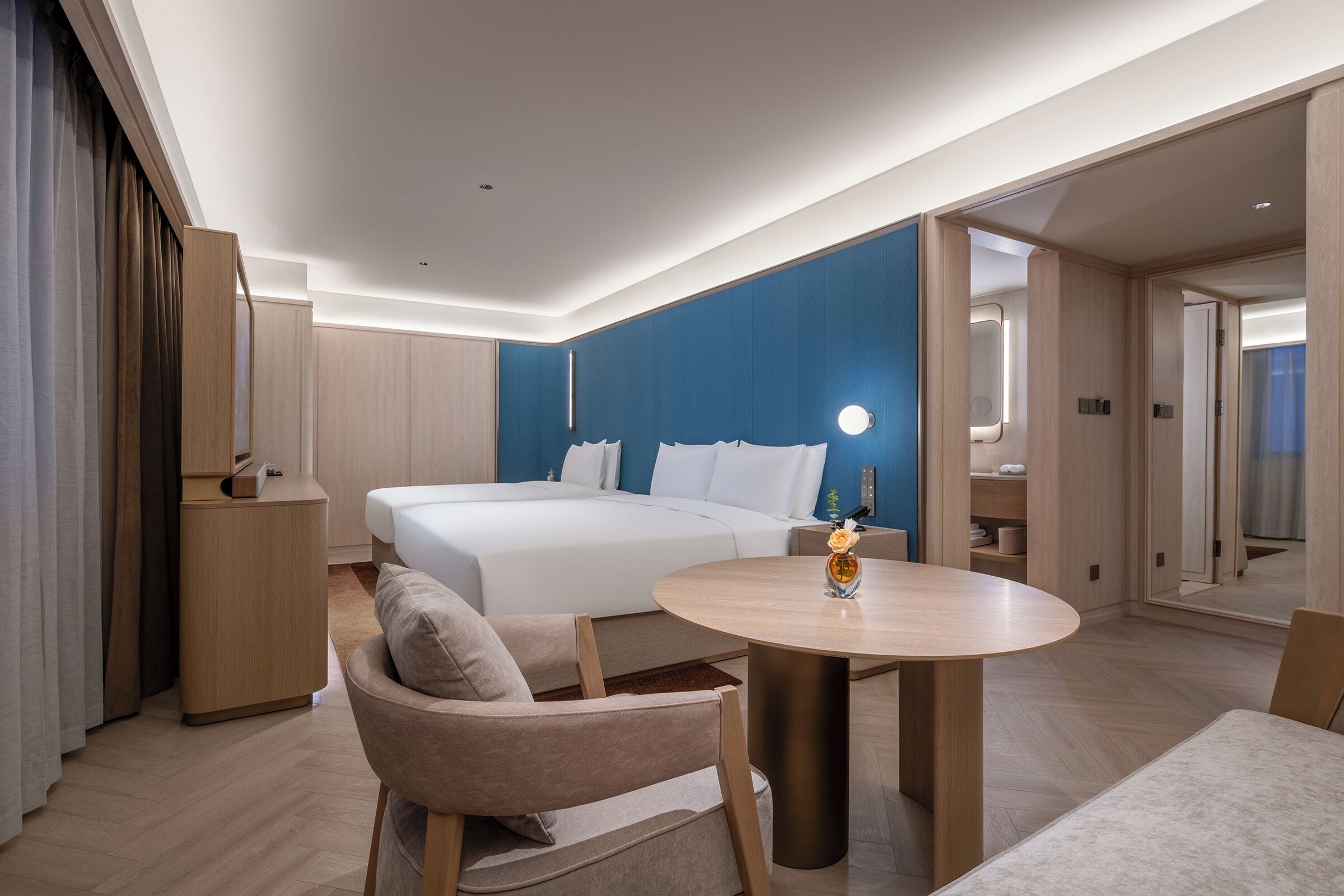 Family Triple Room | Down duvets, free minibar, desk, iron/ironing board