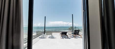 Premium Two-Bedroom Loft Suite | Terrasse/Patio