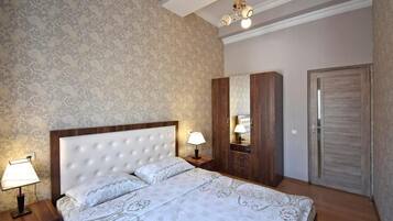 Kamar Double Standar | Kedap suara, setrika/meja setrika, dan Wi-Fi gratis