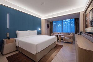 Phòng đơn cơ bản, không hút thuốc, máy điều hòa | Chăn bông, minibar với thức uống miễn phí, màn/rèm cản sáng 