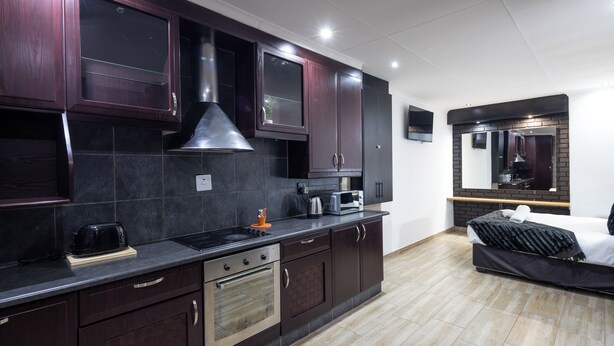 Kamar Double Deluks, pemandangan kebun | Dapur pribadi