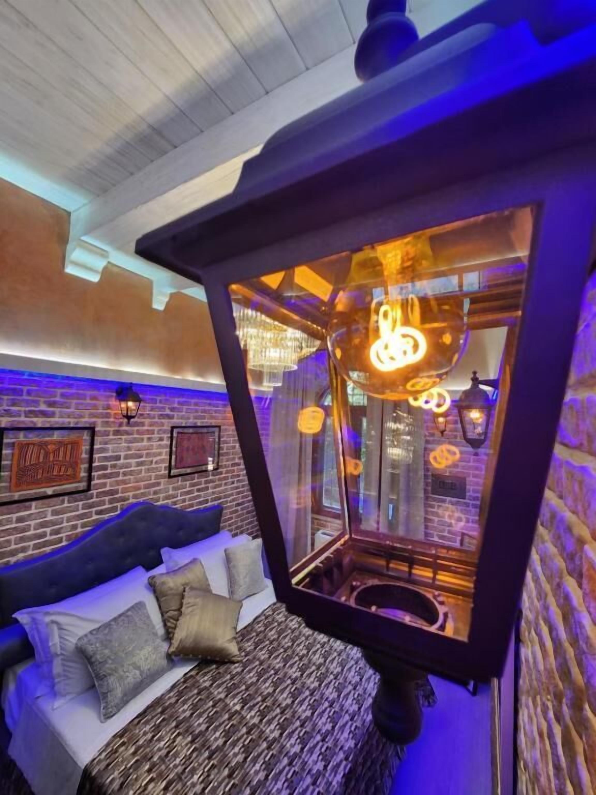 Deluxe Apartment, Courtyard View