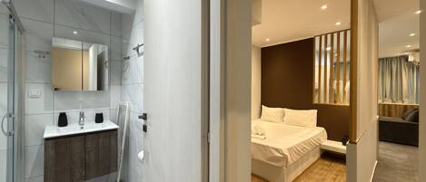 1 bedroom, iron/ironing board, travel crib, WiFi (free)