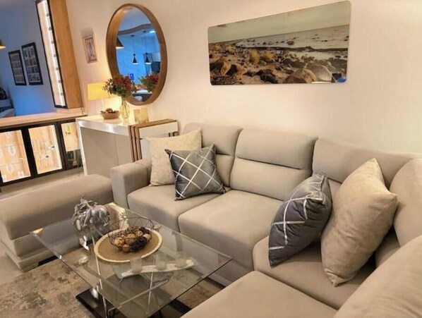 Smart TV, books