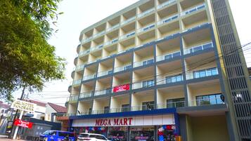 Deluxe-Doppelzimmer, Balkon, Poolblick | Ausblick vom Zimmer