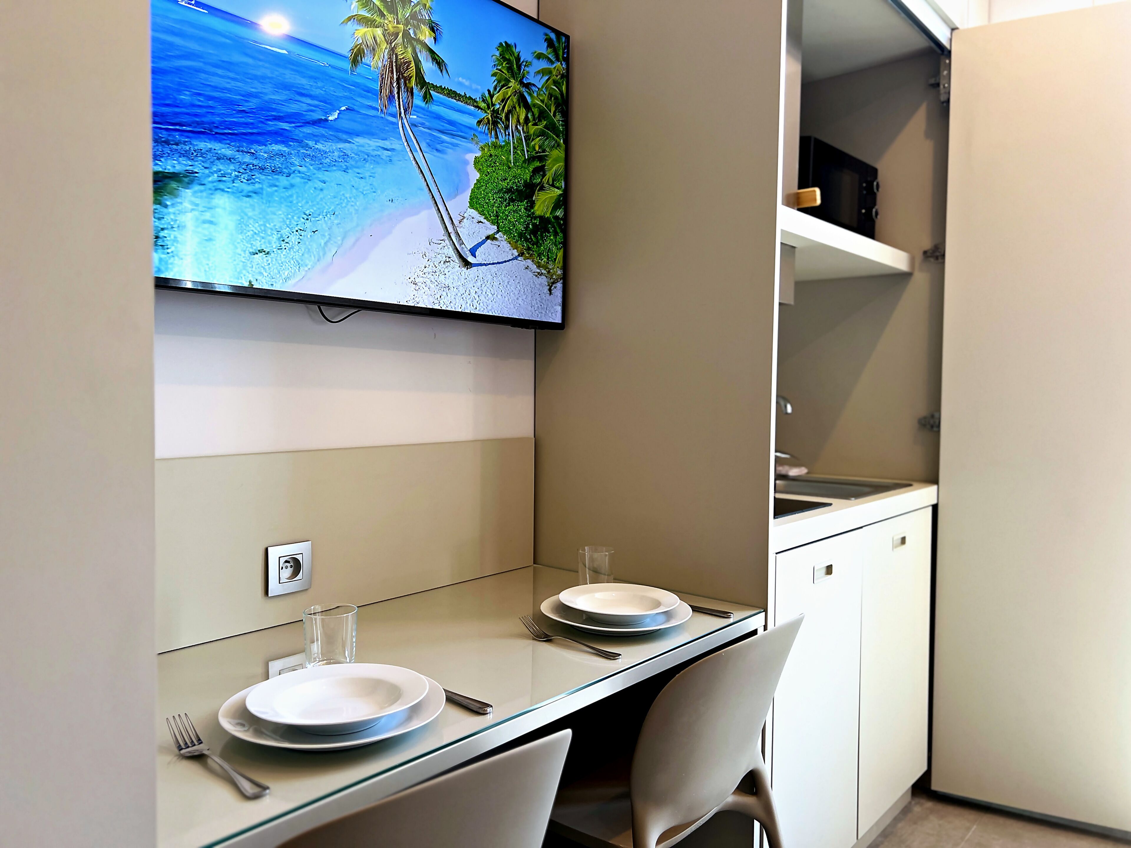 In-room safe, iron/ironing board, free WiFi
