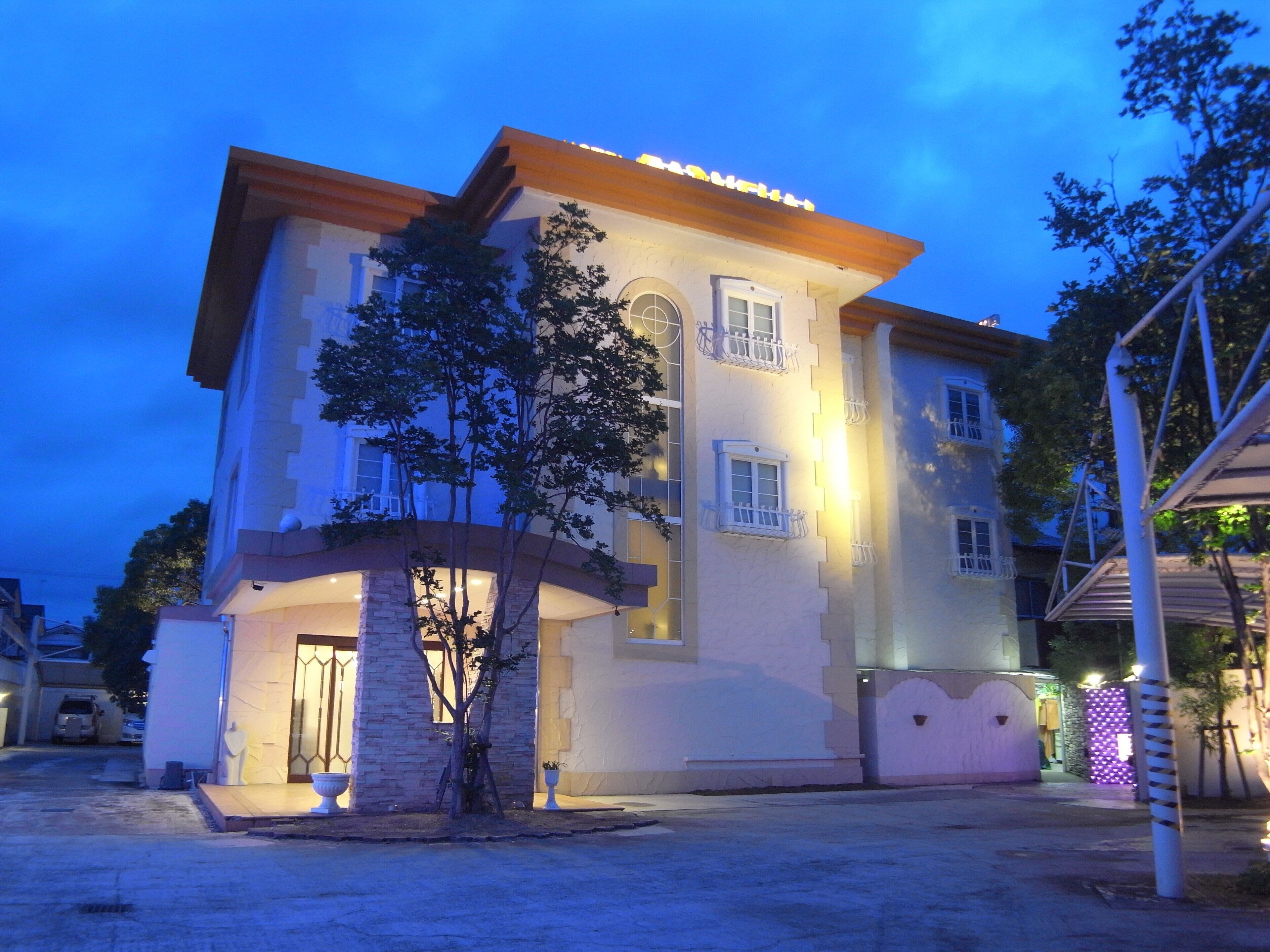 Ngoại thất