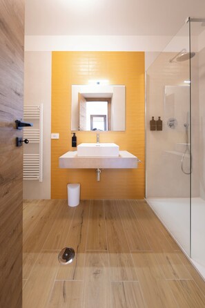 Bathroom - Vrbo Property (Lazio)