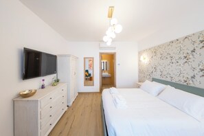 Room - Vrbo Property (Lazio)