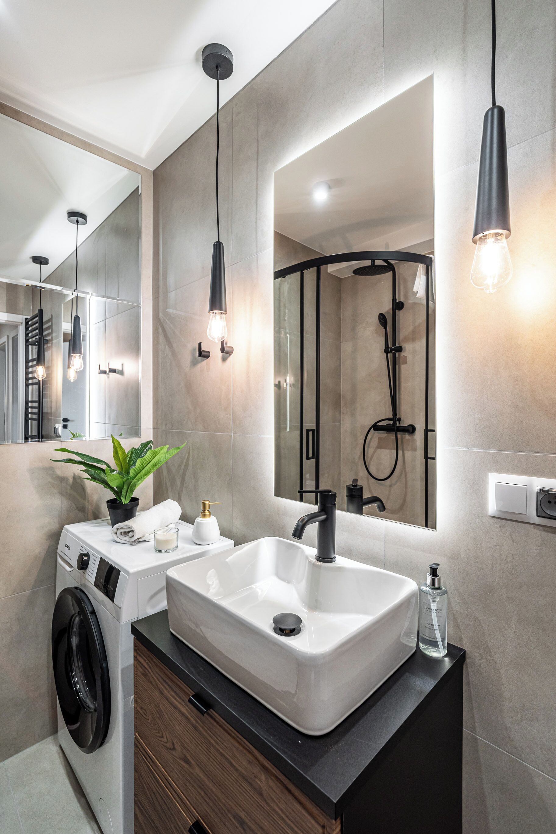Apartment | Bathroom