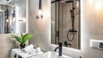 Apartment | Bathroom