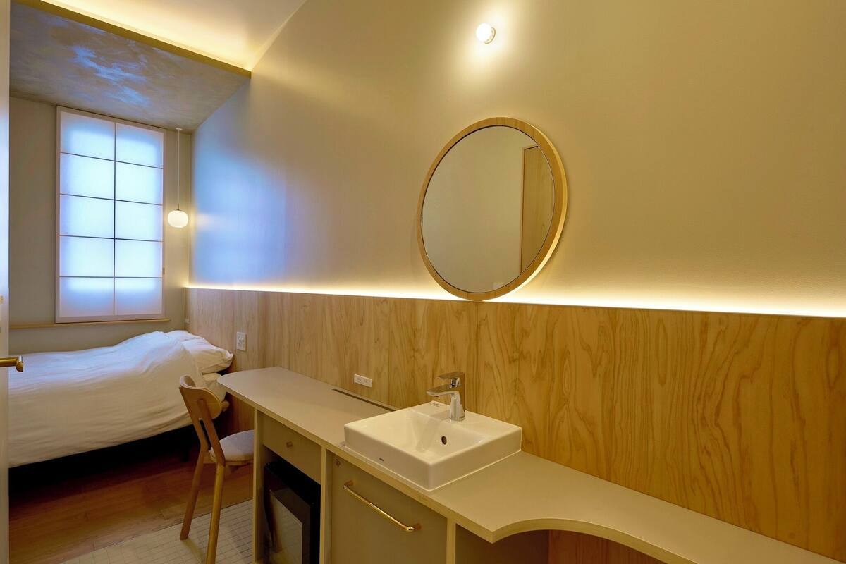 Quarto casal standard | Wi-Fi de cortesia, roupa de cama