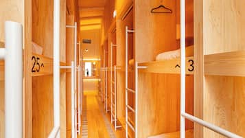 Economy Shared Dormitory | Free WiFi