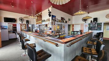 Bar (in der Unterkunft)