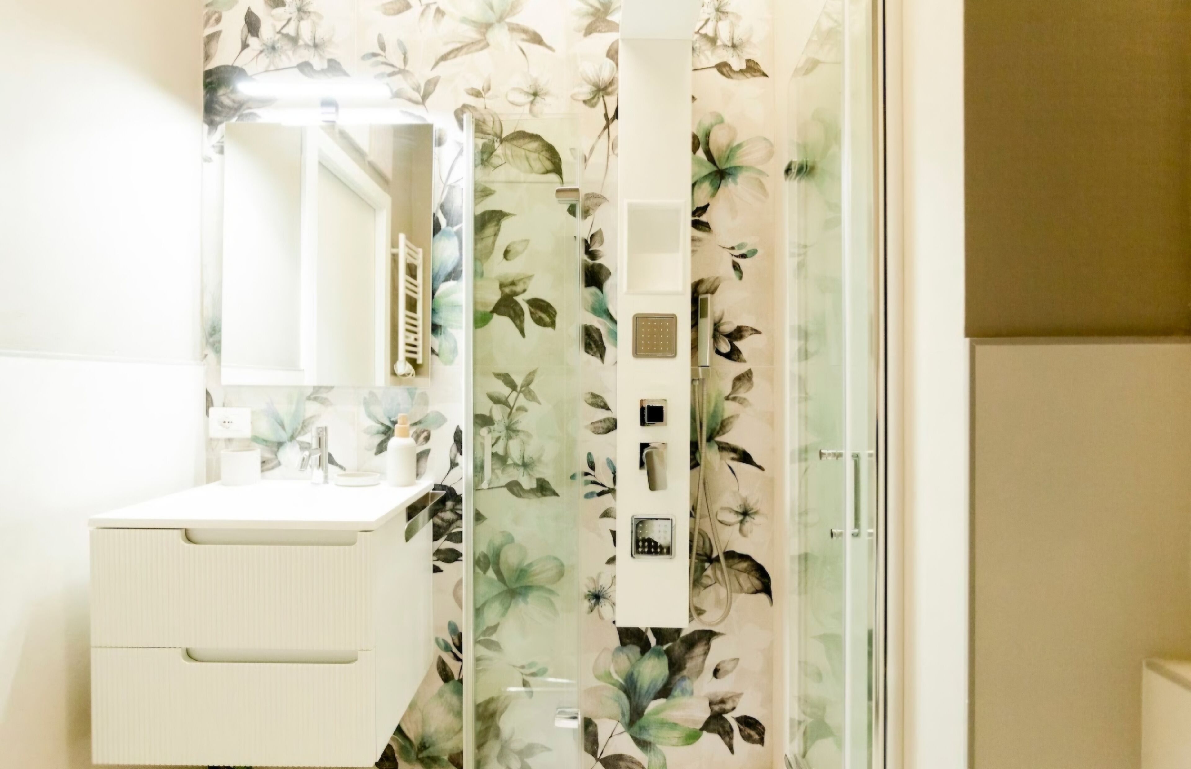 Chambre Double pour 1 personne | Salle de bain | Douche, sèche-cheveux, serviettes fournies, savon