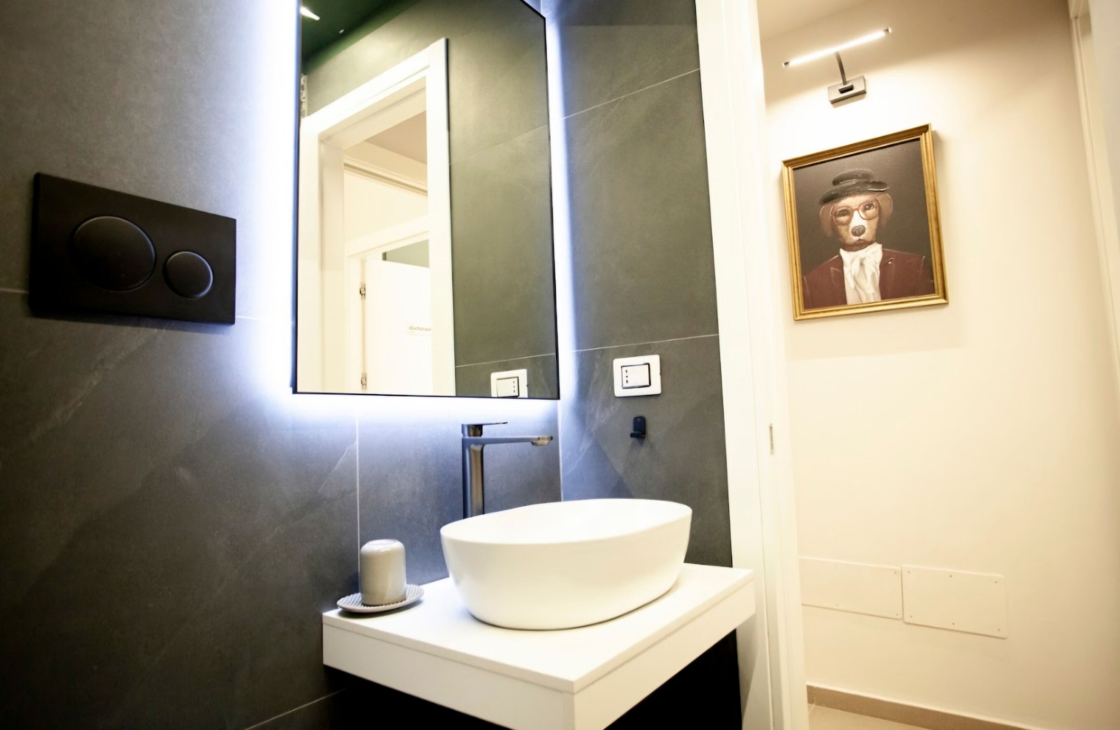 Classic Double Room | Bathroom | Shower, hair dryer, towels, soap