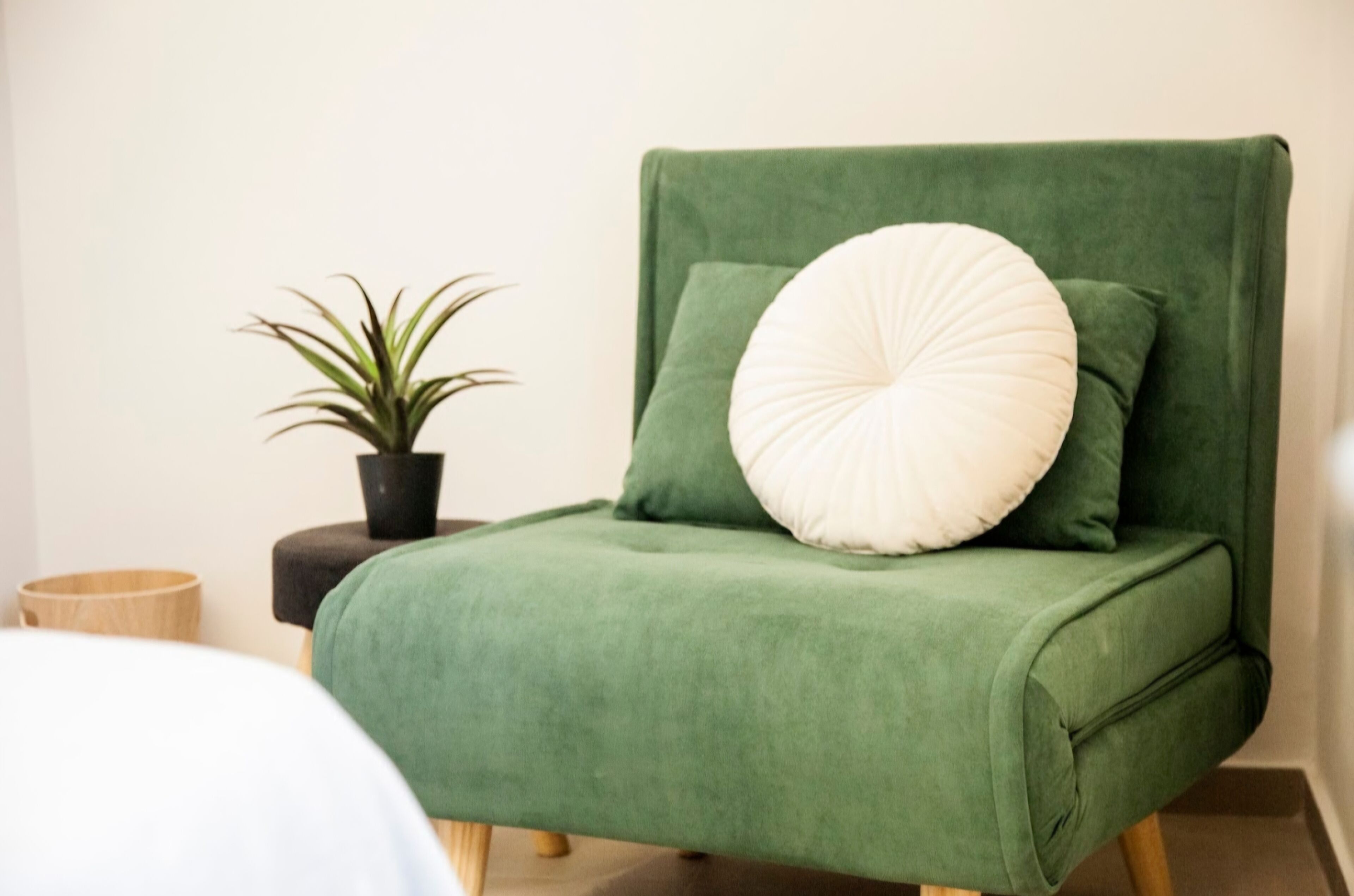 Classic Double Room | In-room safe, blackout drapes, iron/ironing board, free WiFi