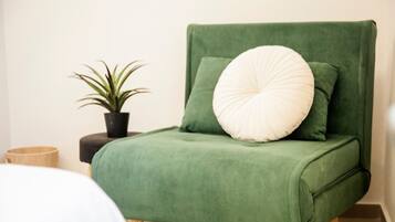 Classic Double Room | In-room safe, blackout drapes, iron/ironing board, free WiFi