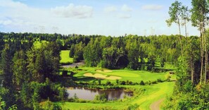 Golf - Java with Private Spa, Lake & Kayak (St-Raymond)