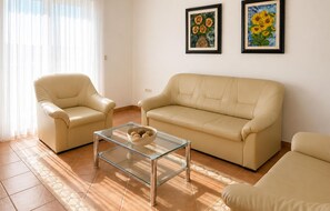 TV - 2 bedroom stunning apartment in Preko (Preko)