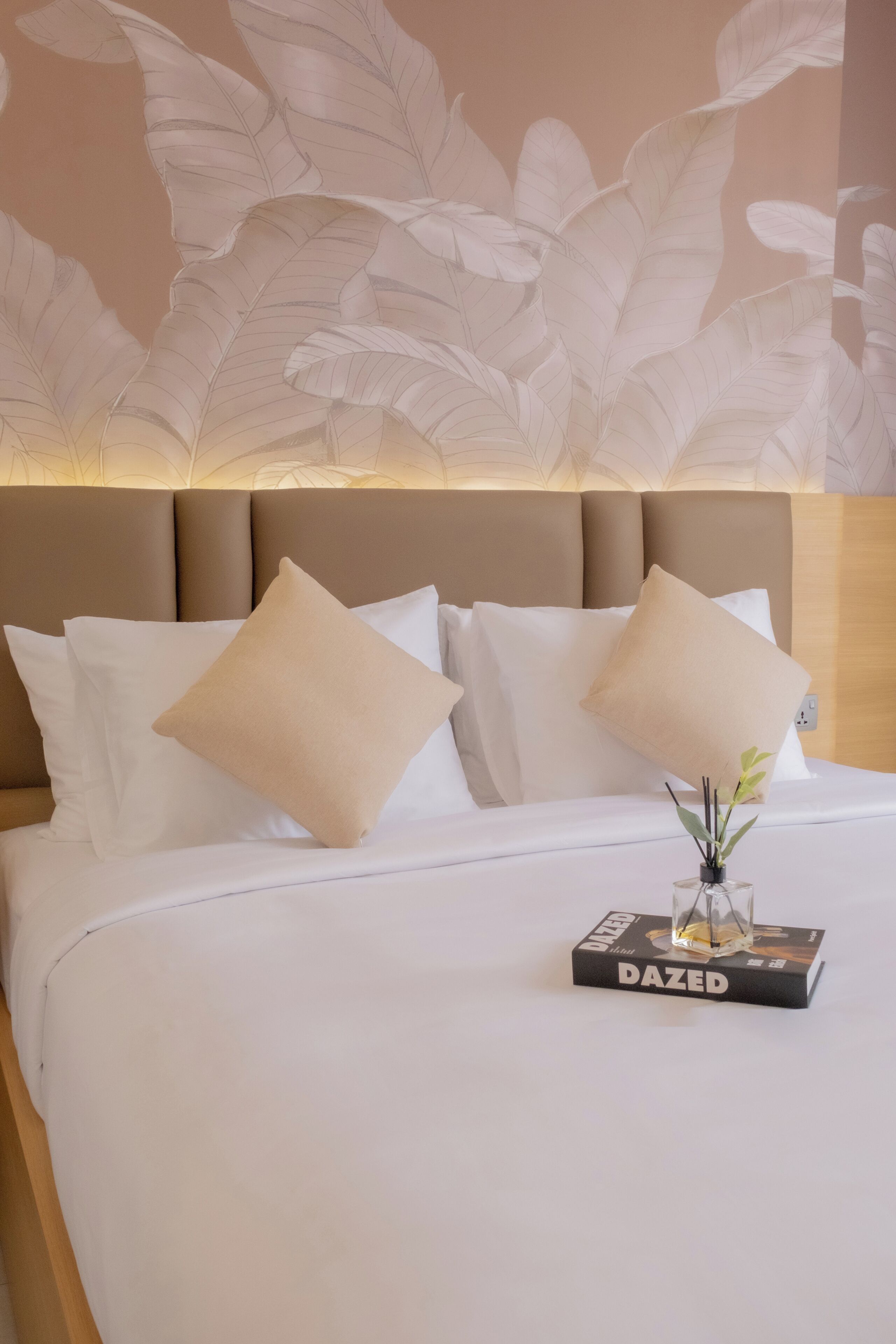 Superior Double Room, 1 King Bed, City View | Free WiFi
