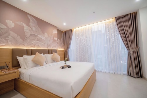 Y Hotel Phan Dinh Phung