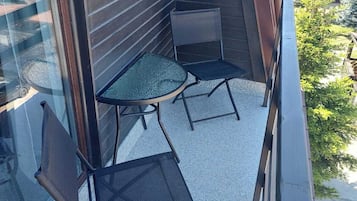 Minibar, in-room safe, blackout drapes, soundproofing