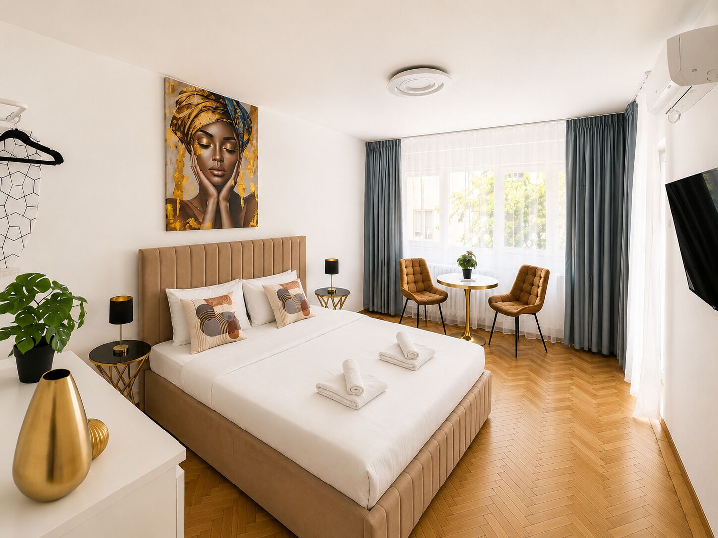 Luxury Studio, 1 Queen Bed, Non Smoking | Memory-foam beds, individually decorated, individually furnished