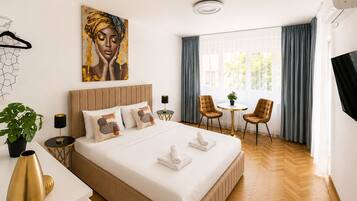 Estúdio superluxo, 1 cama Queen, para não fumantes | Camas com colchões de espuma com sistema de memória