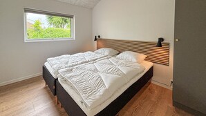 4 bedrooms, free WiFi - 4 bedroom cozy home in Haderslev (Haderslev)
