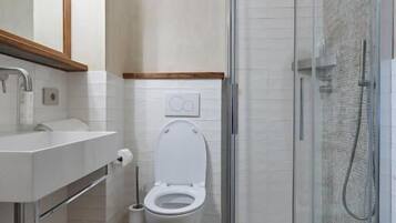 Classic-Doppelzimmer, Gartenblick | Badezimmer