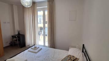 Double Room, Balcony | Free WiFi
