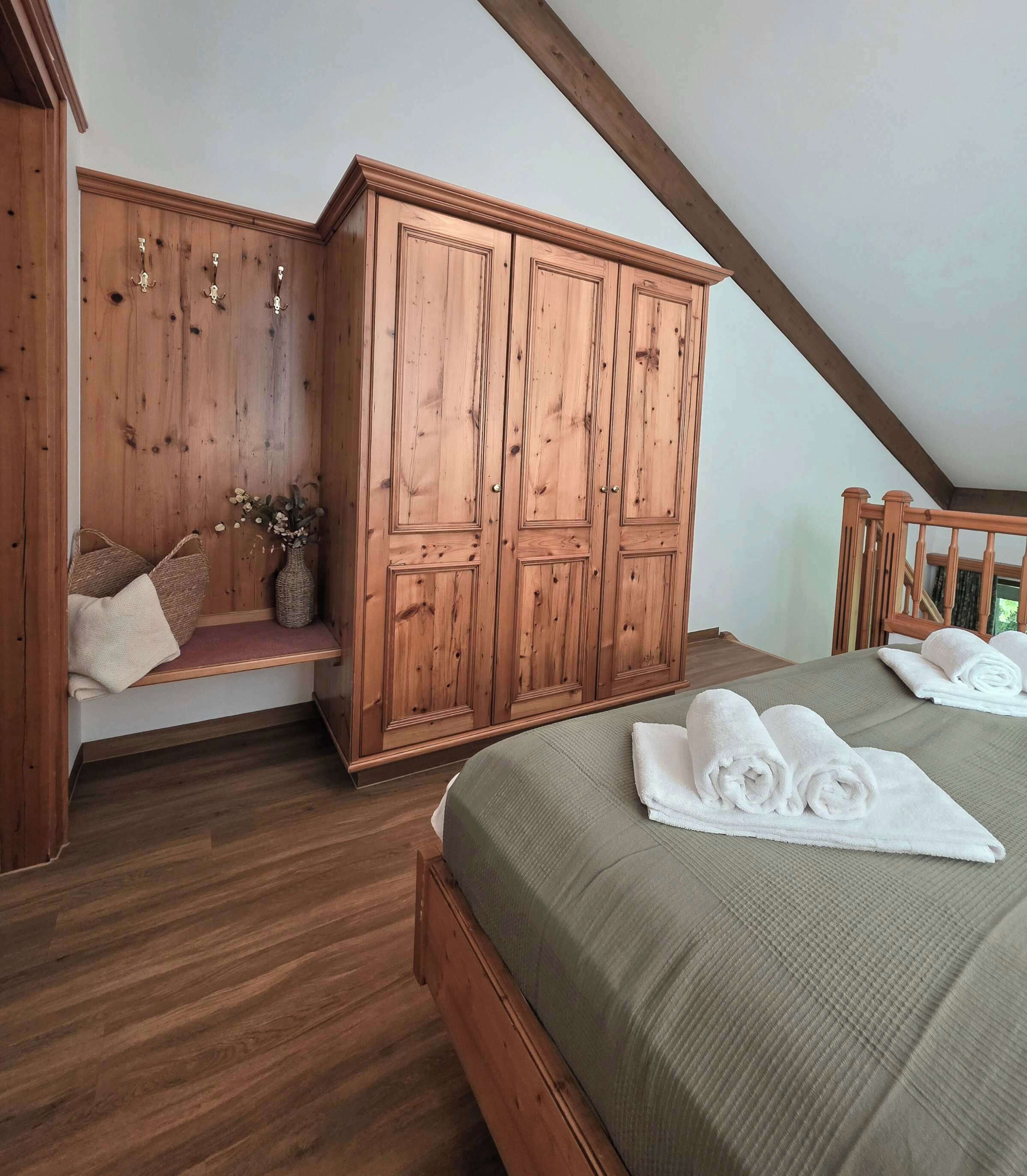 2 bedrooms, WiFi, bed sheets