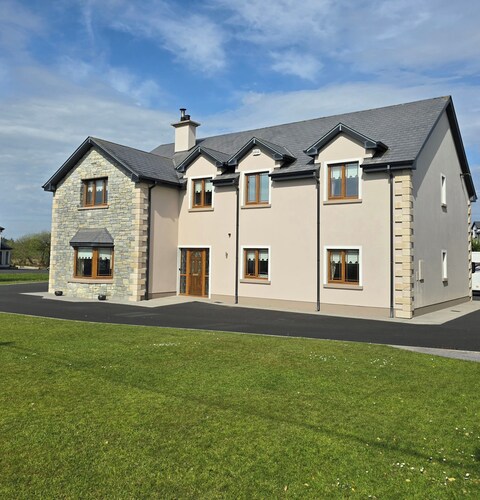 Irish Open 2026 - Sleeps 8 - 15 min From Doonbeg