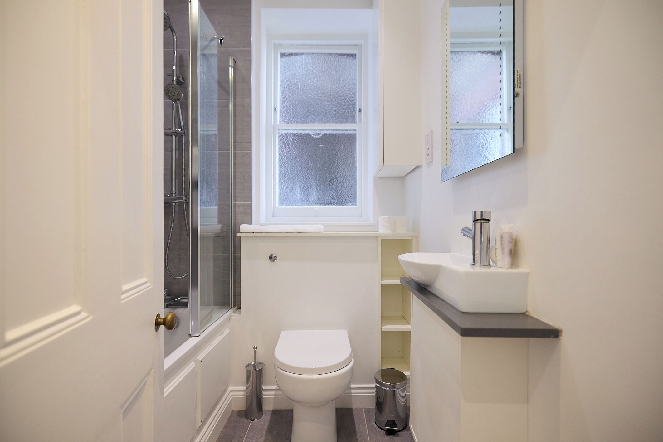 Apartment | Bathroom